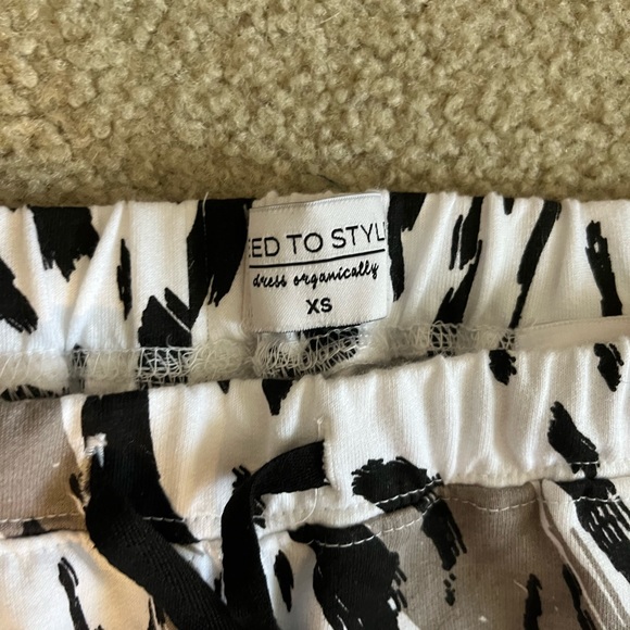 Seed to style knit pants - Picture 2 of 3